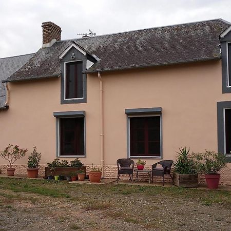 Apartamento La Longere Epineu-le-Chevreuil Exterior foto
